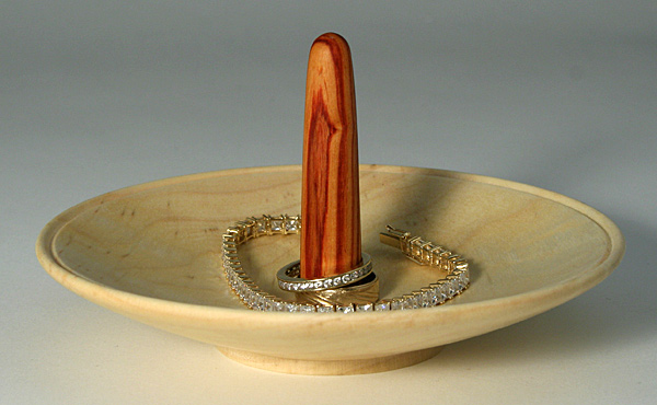 RingHolder-Maple1-2007.jpg