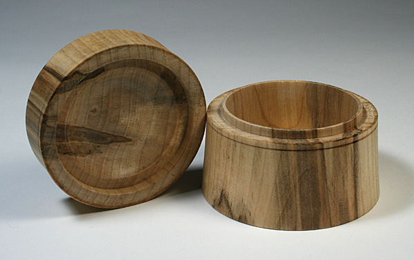 TurnedBox-Maple2_2-2007.jpg