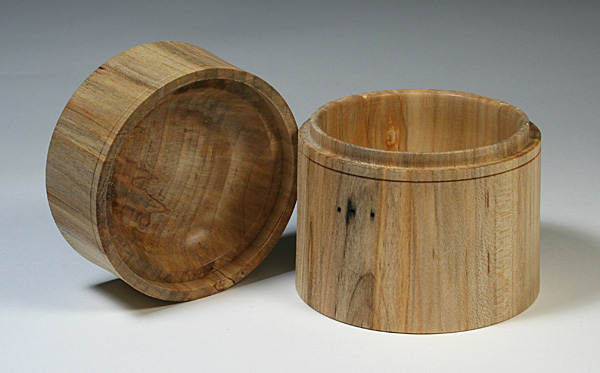 TurnedBox-Maple3_2-2007.jpg